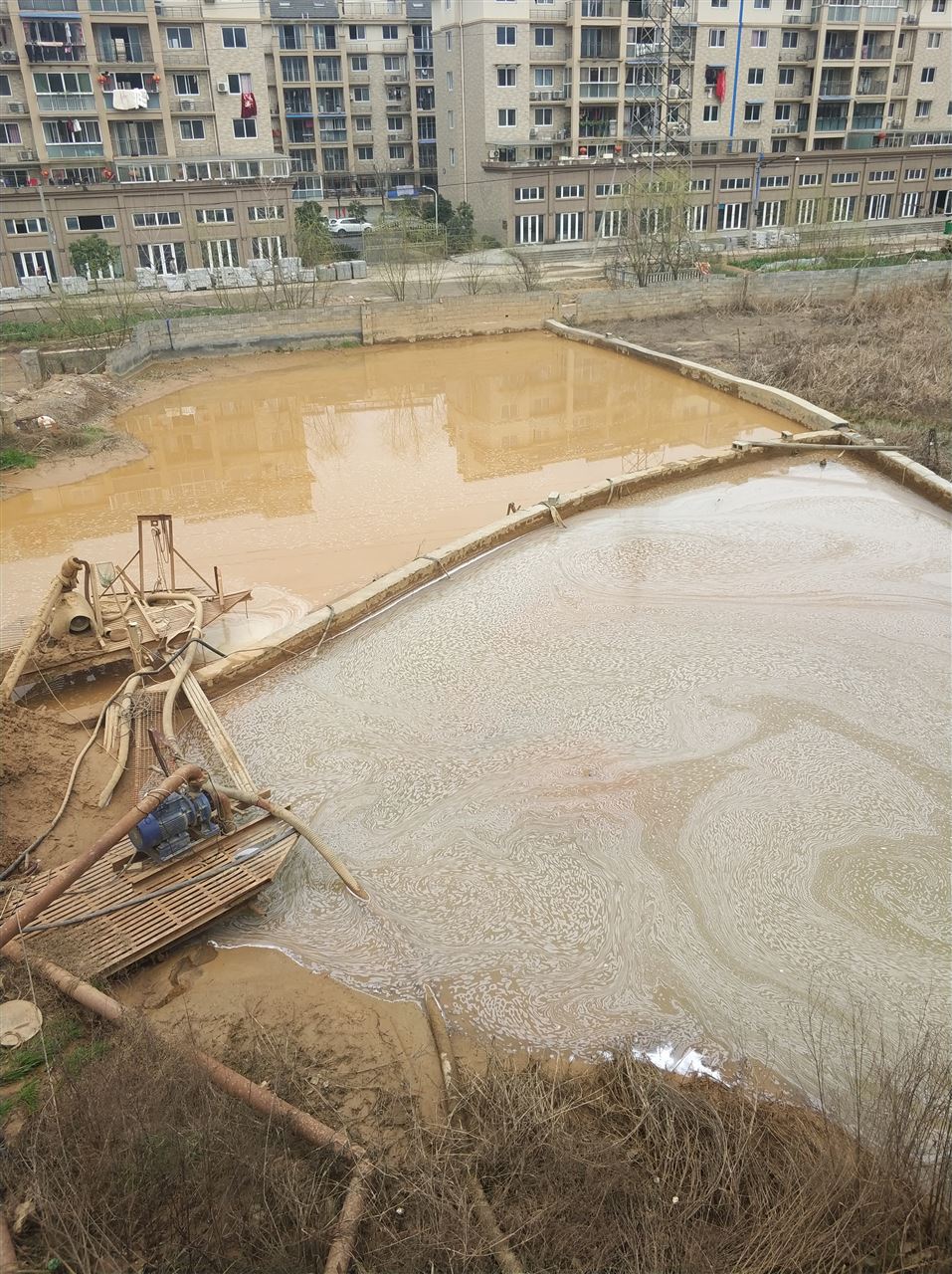 富蕴沉淀池淤泥清理-厂区废水池淤泥清淤